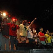 No Te Va Gustar - List pictures