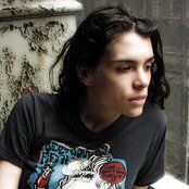 Leona Naess - List pictures