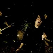 Revis - List pictures