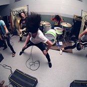 Confide - List pictures