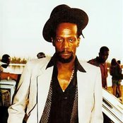 Gregory Isaacs - List pictures