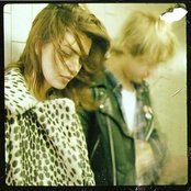 Blood Red Shoes - List pictures