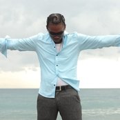 Busy Signal - List pictures