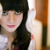 Stacy Clark - List pictures