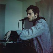 Nicolas Jaar - List pictures