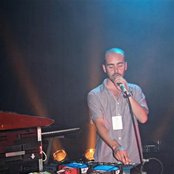 Rael - List pictures