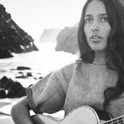 Joan Baez - List pictures
