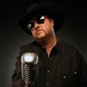 Colt Ford - List pictures