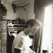 Chris Isaak - List pictures