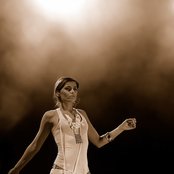 Nelly Furtado - List pictures