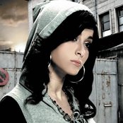 Kenza Farah - List pictures