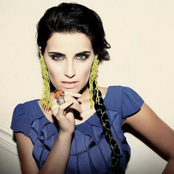 Nelly Furtado - List pictures
