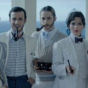 La Femme - List pictures