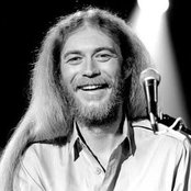 Paul Davis - List pictures