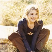 Bethany Dillon - List pictures