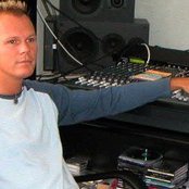 Carlos - List pictures