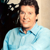 Michael Crawford - List pictures