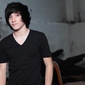 Show Me The Skyline - List pictures