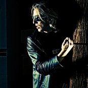 Avery Watts - List pictures