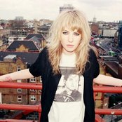 Ladyhawke - List pictures