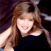Crystal Bernard - List pictures