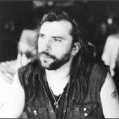 Steve Earle - List pictures
