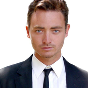 Ry Cuming - List pictures