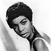 Simone Nina - List pictures