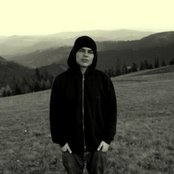 Medium - List pictures