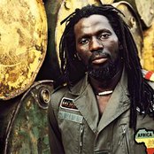 Tiken Jah Fakoly - List pictures