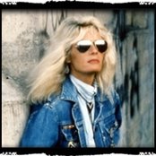 Kim Carnes - List pictures