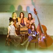 Alma - List pictures