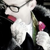 Her Space Holiday - List pictures