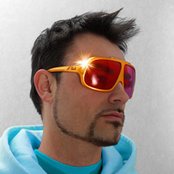 Mr. Flash - List pictures