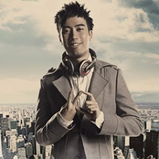 Vidi Aldiano - List pictures