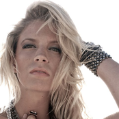 Katelyn Clampett - List pictures