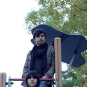 Lilly Wood - List pictures