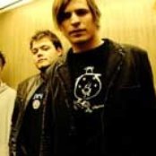 Hinder - List pictures