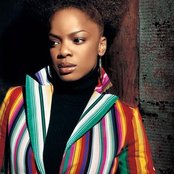 Leela James - List pictures