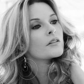 Elizabeth Cook - List pictures