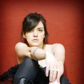 Emily Wells - List pictures