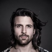 Sidney Charles - List pictures