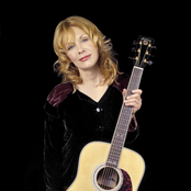 Nancy Wilson - List pictures