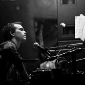 Peter Broderick - List pictures