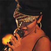 Selena - List pictures