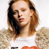 Karen Elson - List pictures