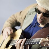 Raul Midon - List pictures