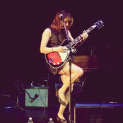 Hannah Georgas - List pictures