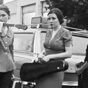 Be Good Tanyas - List pictures