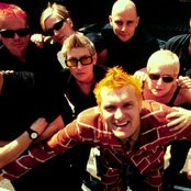 Chumbawamba - List pictures